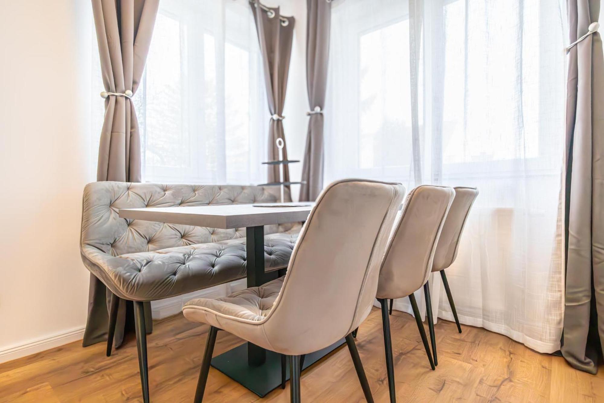 Charming 1Br And 1Lr Apt Modern Design Donaustadt Виена Екстериор снимка