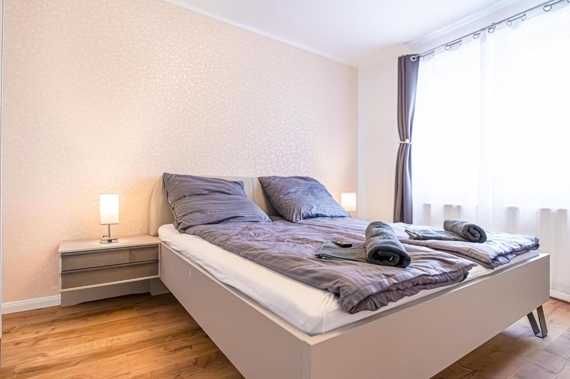 Charming 1Br And 1Lr Apt Modern Design Donaustadt Виена Екстериор снимка