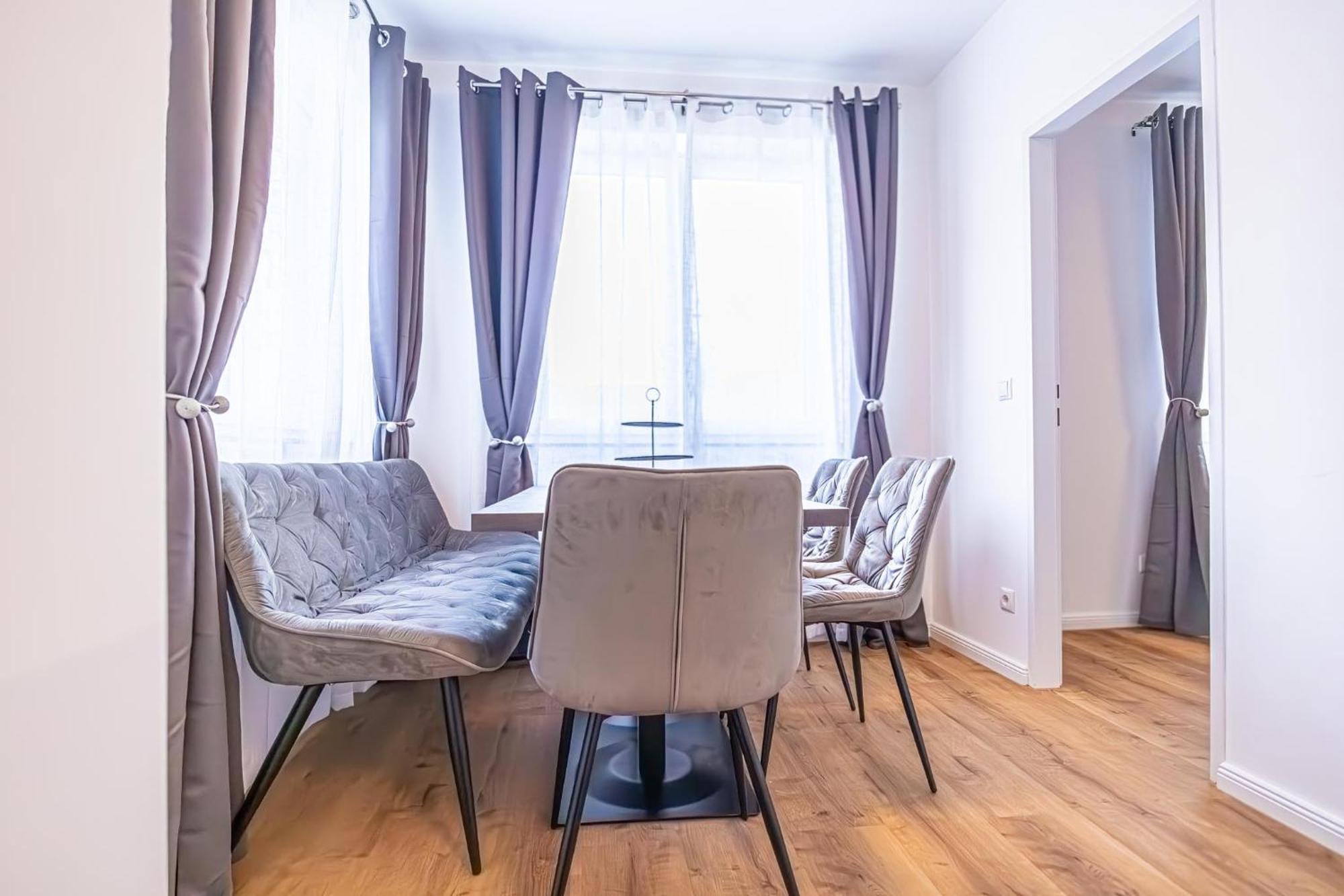 Charming 1Br And 1Lr Apt Modern Design Donaustadt Виена Екстериор снимка