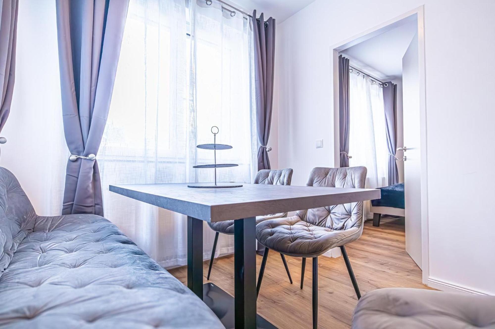 Charming 1Br And 1Lr Apt Modern Design Donaustadt Виена Екстериор снимка